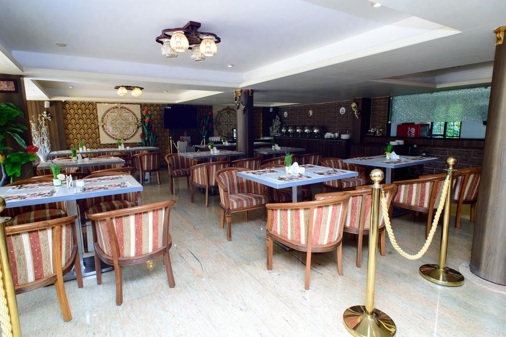 La Grace Resort Benaulim Esterno foto